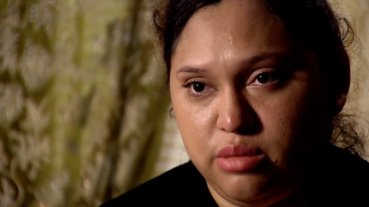 El reclamo de Julissa: este es el relato de un "amor prohibido", un embarazo precoz, una adopción forzada y un abuso