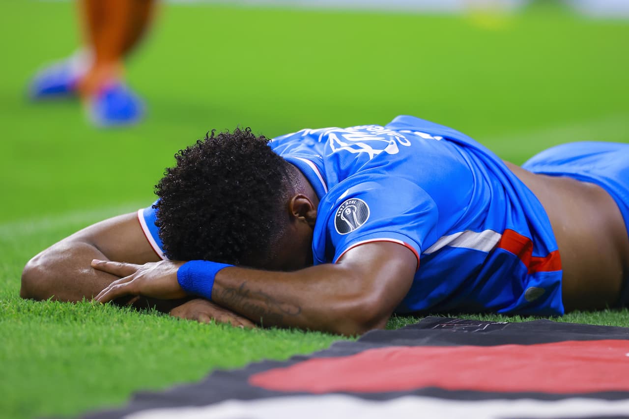 Cruz Azul y Rayados empataron 0-0 y dejaron todo para la vuelta en Cuartos de Final.