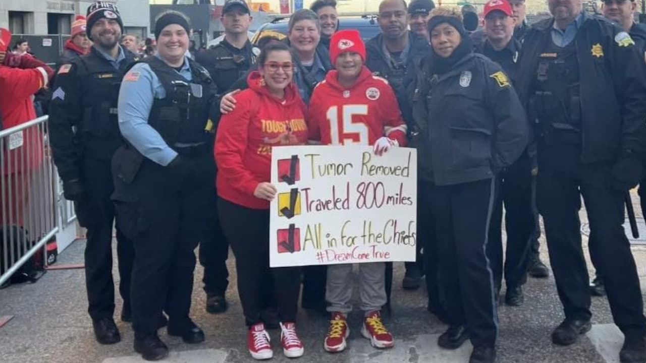 Familia texana viaja 800 millas al desfile de Kansas y viven un momento traumático
