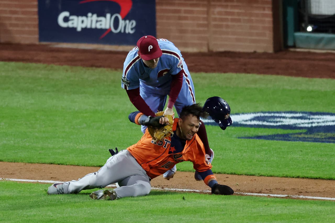 Astros volverá a Houston con ventaja de 3-2 en la Serie Mundial y con la oportunidad de ganar el título a Philadelphia Phillies en casa.