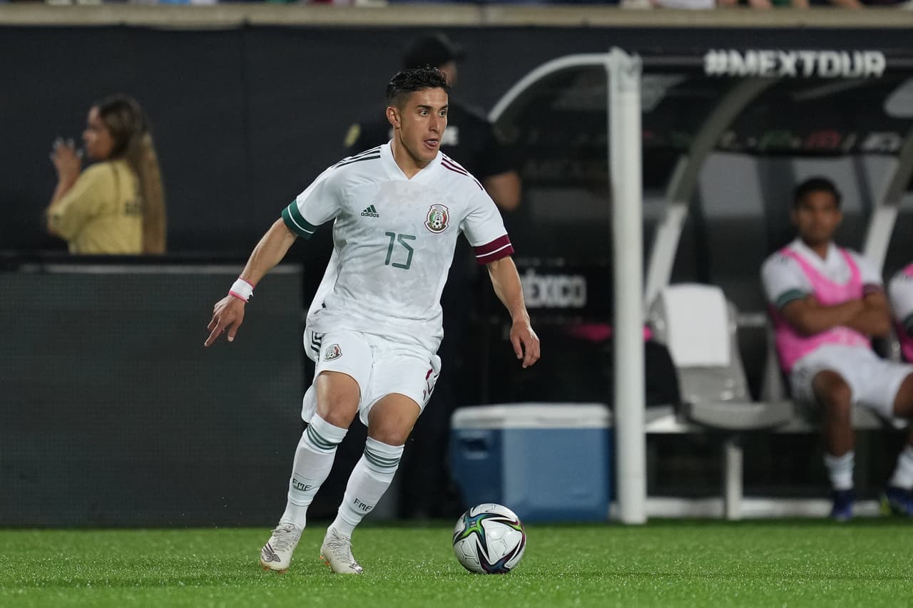 Con un equipo de jugadores jóvenes como Carlos Acevedo, Marcelo Flores o Luis Chávez, el Tricolor tuvo un pobre desempeño ante Guatemala.