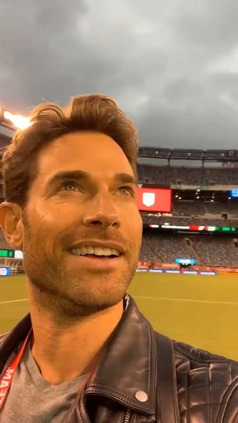 El actor tuvo acceso a la cancha, por lo que pudo admirar el estadio en todo su esplendor y compartió algunos videos en su cuenta de Instagram.
<br>