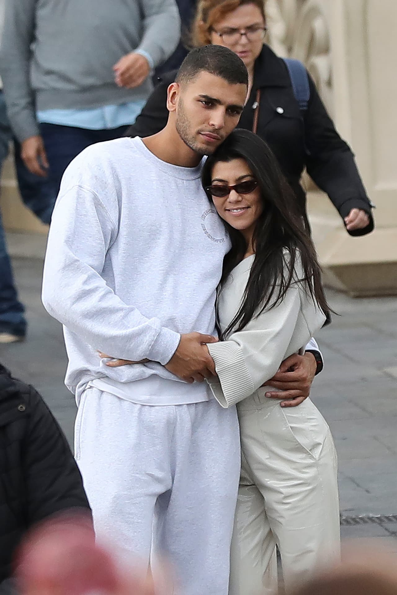 Justo fue en mayo de 2017 cuando la pareja se dejó ver de forma romántica durante un viaje a Cannes, donde los paparazzi se dieron vuelo con los enamorados.