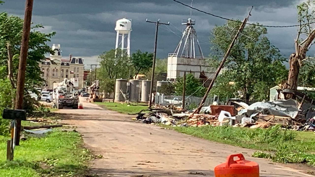 Franklin es una población con unos 1,700 habitantes, ubicada 125 millas al norte de Houston.
