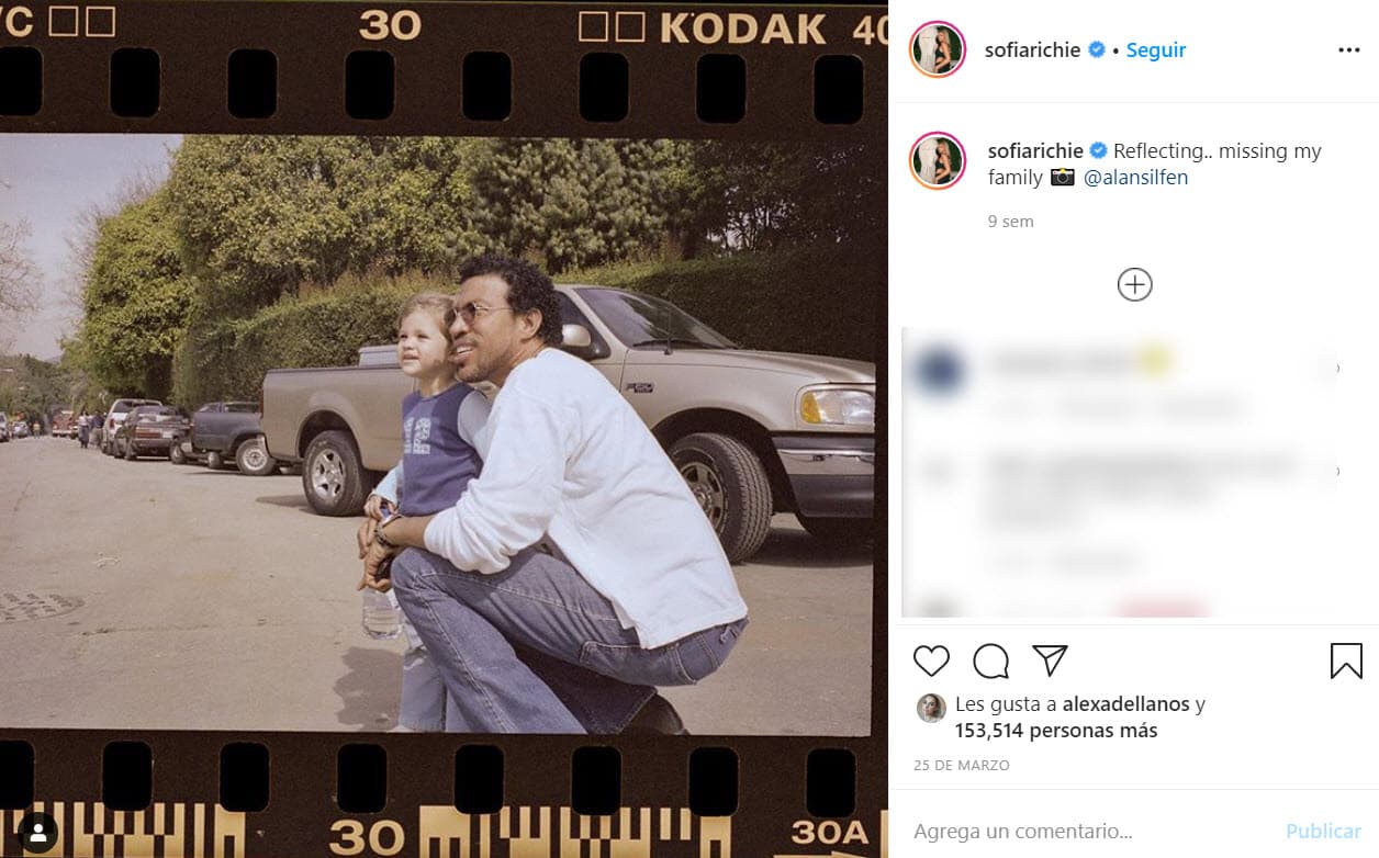 "Estoy en shock, vamos, soy el papá", dijo el intérprete de 'Hello' en octubre de 2017 a 
<a href="https://www.usmagazine.com/celebrity-news/news/lionel-richie-says-sofia-richie-scott-disicks-relationship-is-a-phase/" target="_blank">US weekly</a>, recién se confimó el noviazgo de su hija y el empresario.