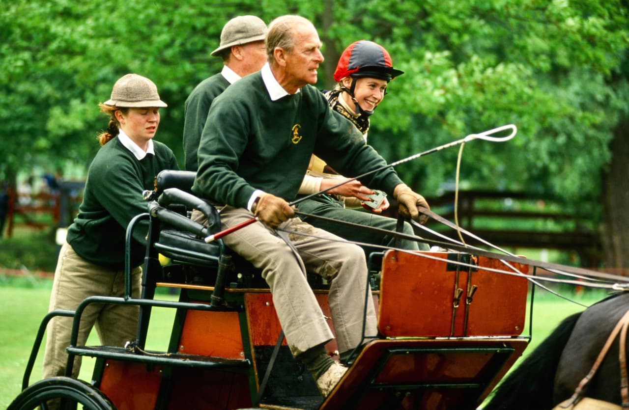 En mayo de 2020, el diario 
<a href="https://elpais.com/gente/2020-05-20/eduardo-de-wessex-el-hijo-menos-principesco-de-isabel-ii.html" target="_blank">El País</a> publicó que se prevé que, "con el tiempo", el conde Edward podría heredar el título de duque de Edimburgo que usaba su padre.