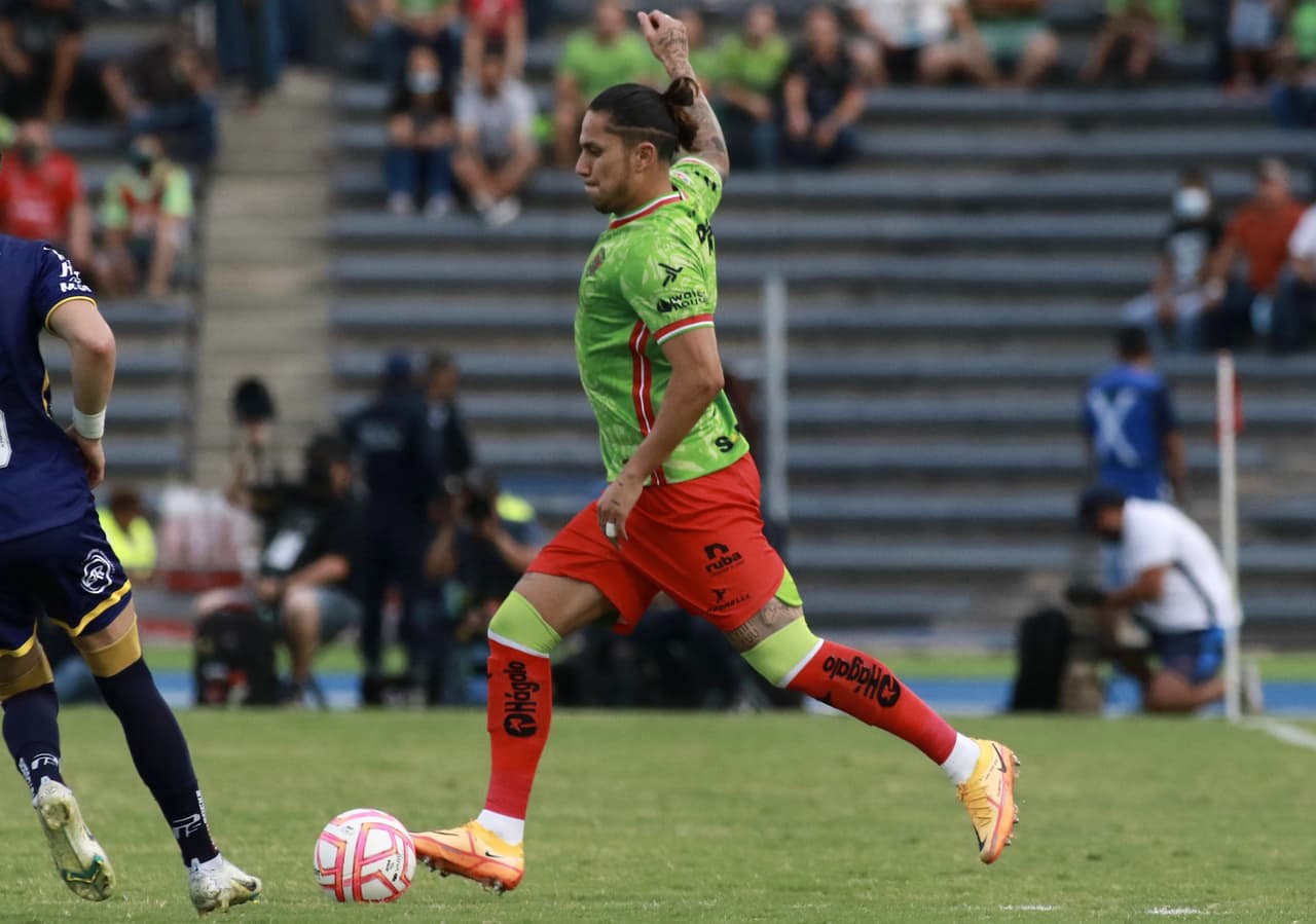 Un gol de Alan Medina al 57’ le permitió a FC Juárez rescatar el empate en casa ante el Atlético San Luis en duelo adelantado de la Jornada 16 del Apertura 2022. Previamente, Sabin Merino había adelantado a los visitantes por la vía de los 11 pasos al 22’.