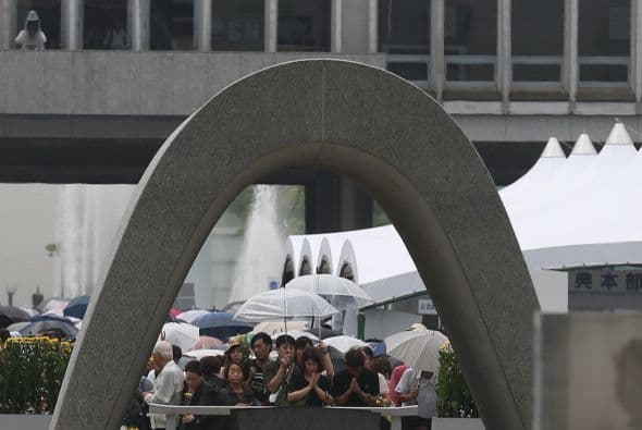 Entre los asistentes a la ceremonia estuvieron representantes de más de 64 naciones.