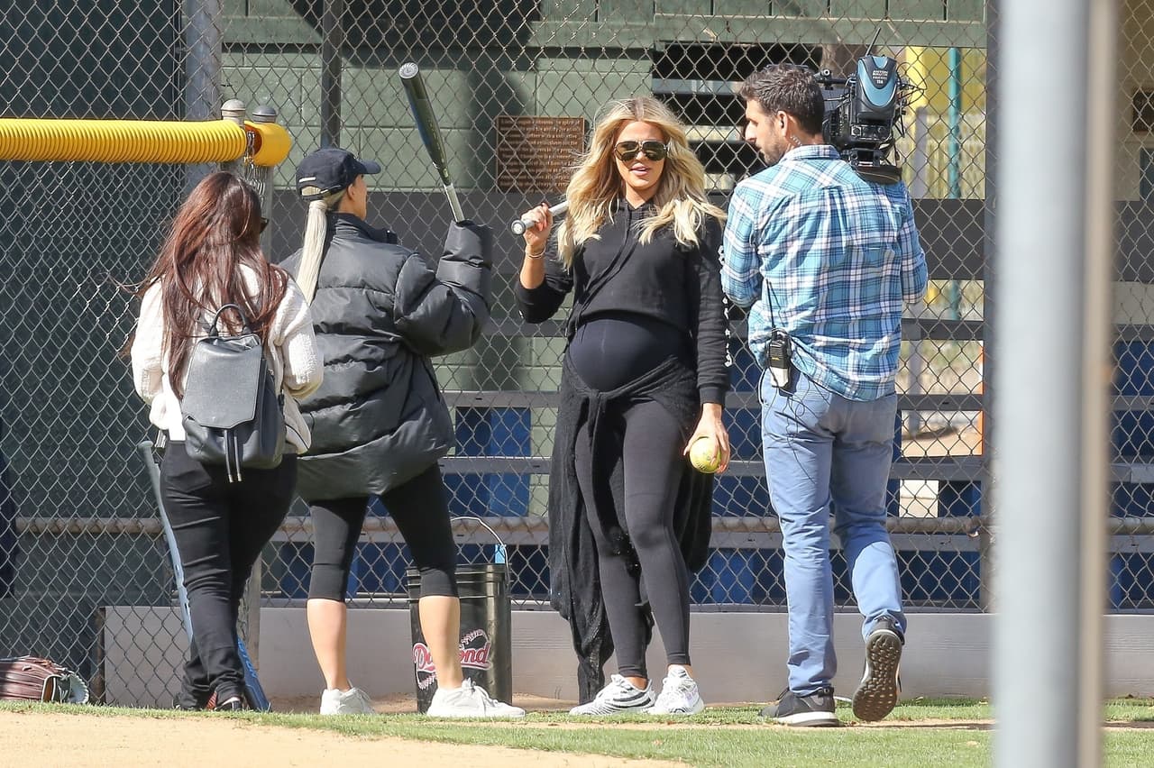 El martes estuvo junto a su madre Kris Jenner y sus hermanas Kim y Kourtney grabando nuevas escenas de ‘Keeping Up with the Kardashians’.