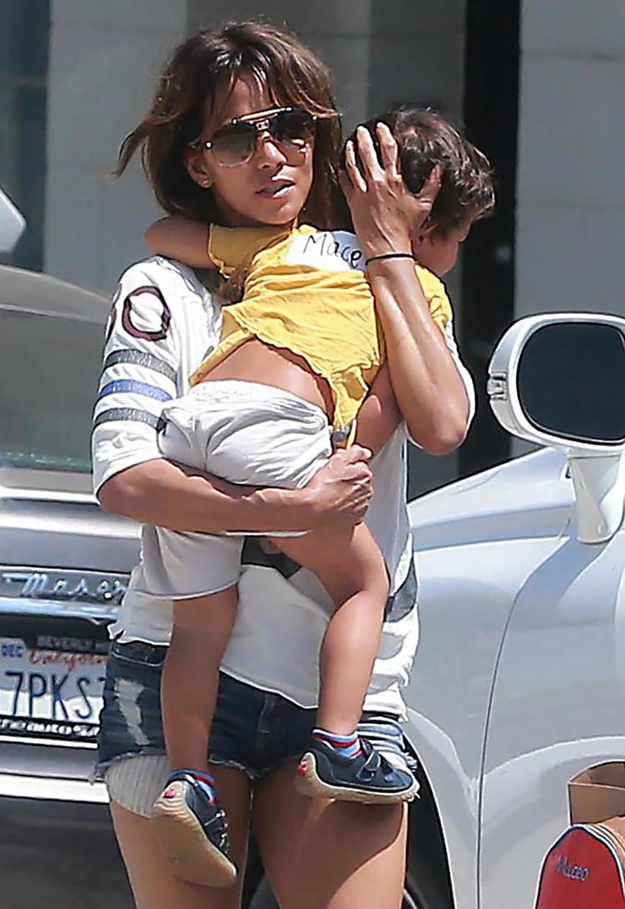OMG! Halle Berry ya no puede con su hijo Maceo.