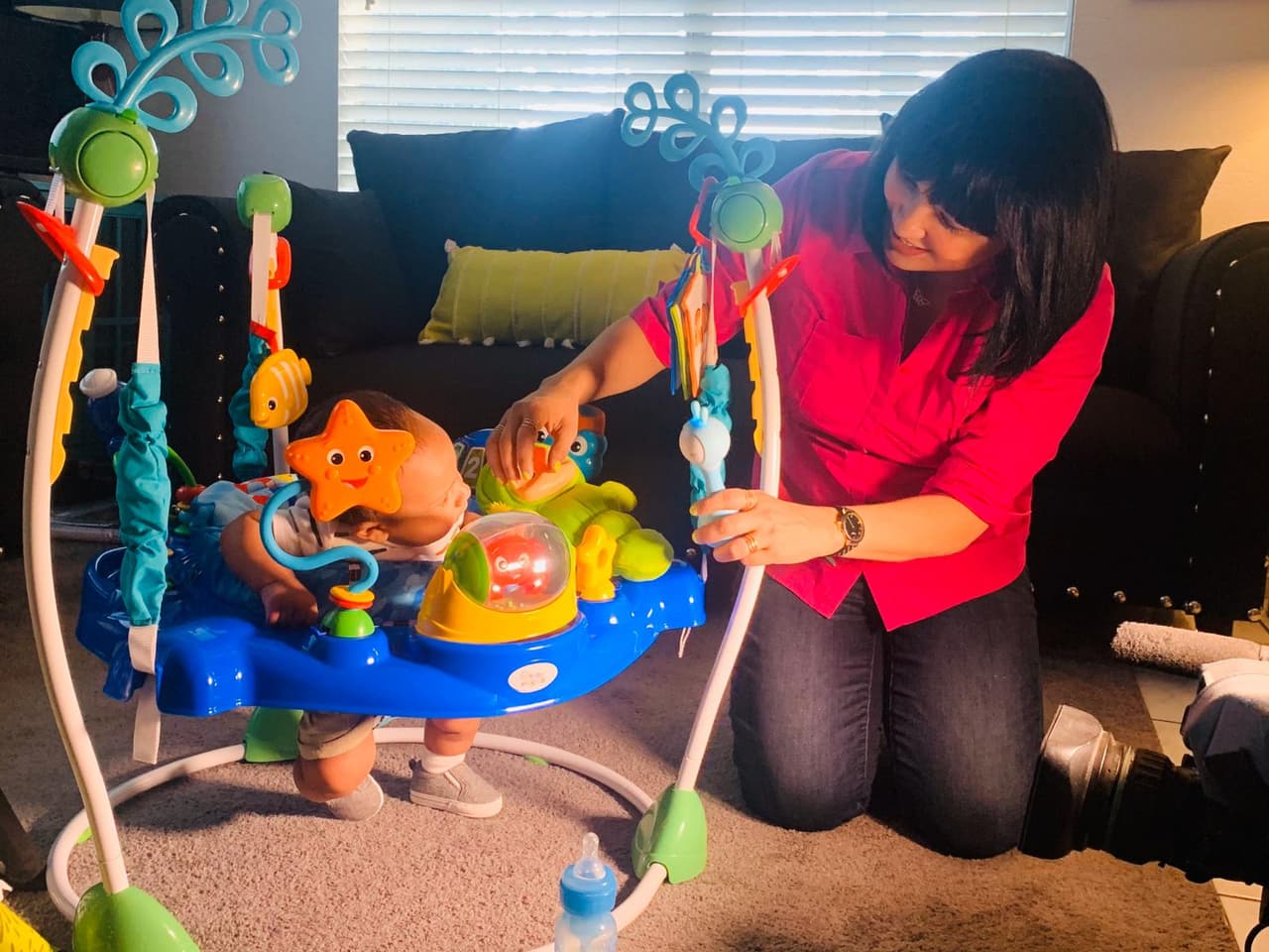 Jade Davis, una mujer de 36 años de edad, recibió una de las noticias más importantes de su vida cuando supo que sería madre por primera vez. Sin embargo, su embarazo se vio marcado por el descubrimiento de un agresivo cáncer de mama.