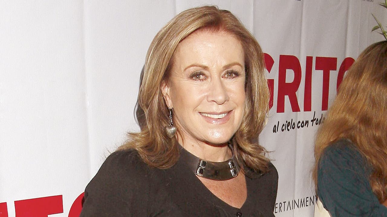 Laura dio así por terminada la relación con las mujeres Sodi y sus fanáticos fueron los testigos.