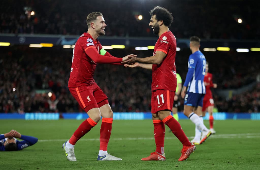Con tantos de Thiago Alcántara y Mohamed Salah, el Liverpool camina a la victoria 2-0 sobre el Porto.