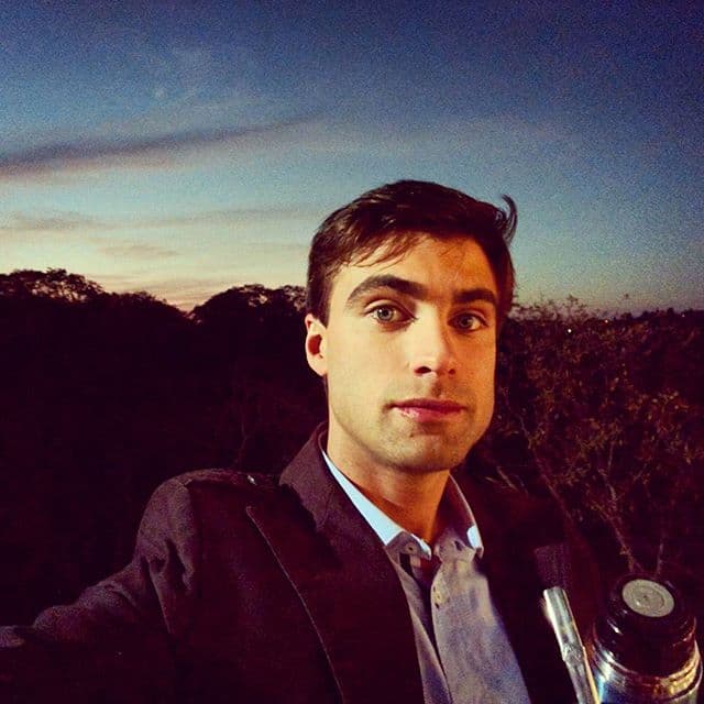 El teatro puede ser su segunda casa, debido a que estuvo dos años en clases.