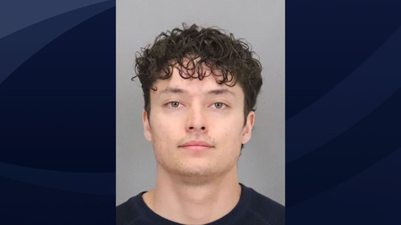 Austin Flores es residente de Morgan Hill y tiene 25 años. El Departamento de Policía de San José indicó que brinda servicios a los sobrevivientes de agresión sexual y busca llevar a los perpetradores ante la justicia.
<br>