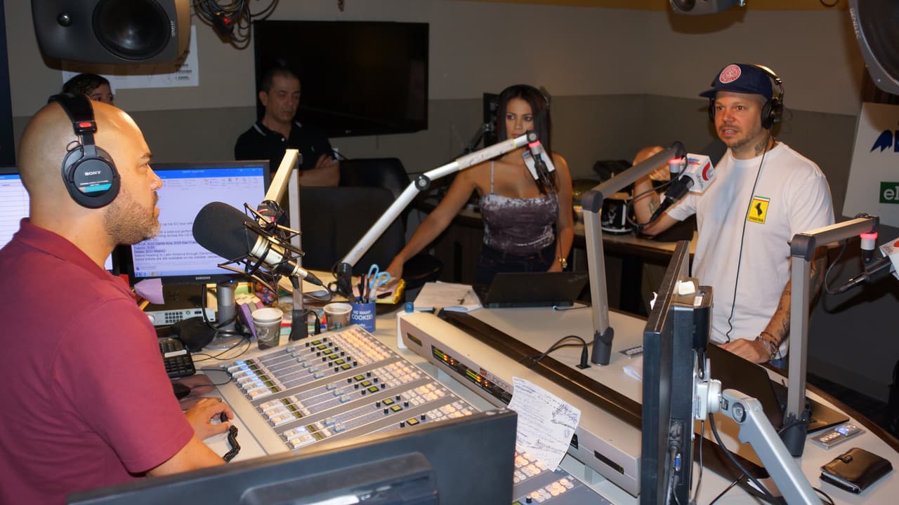 En fotos: Así fue la entrevista de Residente en 'El Bueno, La Mala y El Feo'.