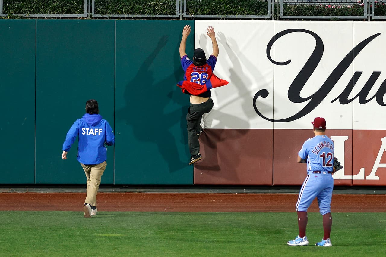 Astros volverá a Houston con ventaja de 3-2 en la Serie Mundial y con la oportunidad de ganar el título a Philadelphia Phillies en casa.