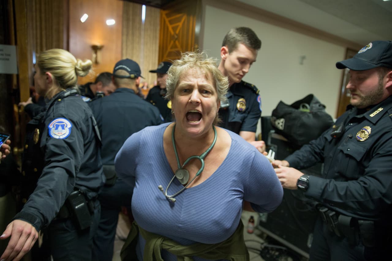 El nuevo plan impositivo ampliaría el déficit presupuestario a mediano plazo, pero los republicanos dicen que esa brecha se vería reducida por el crecimiento económico que calculan que impulsará la ley.