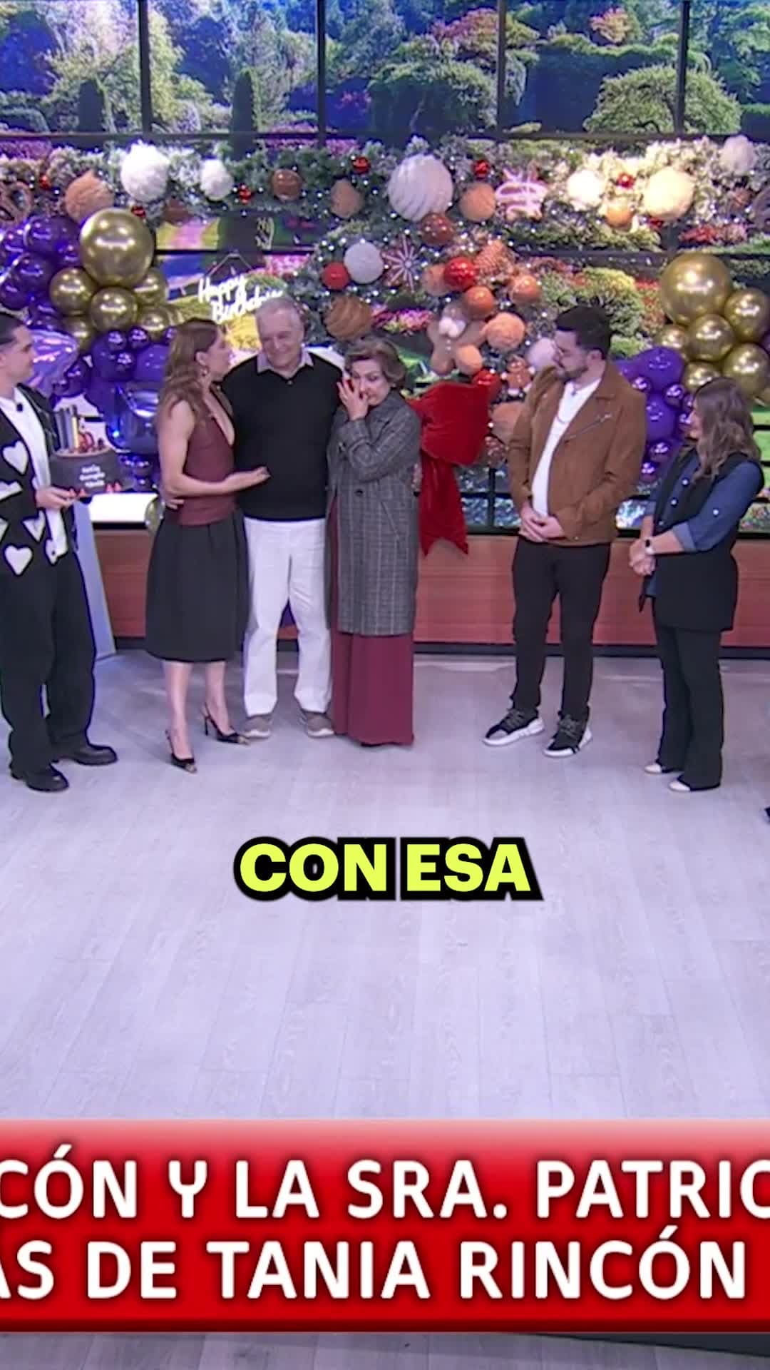 Tania Rincón se conmueve con la visita de su señor padre