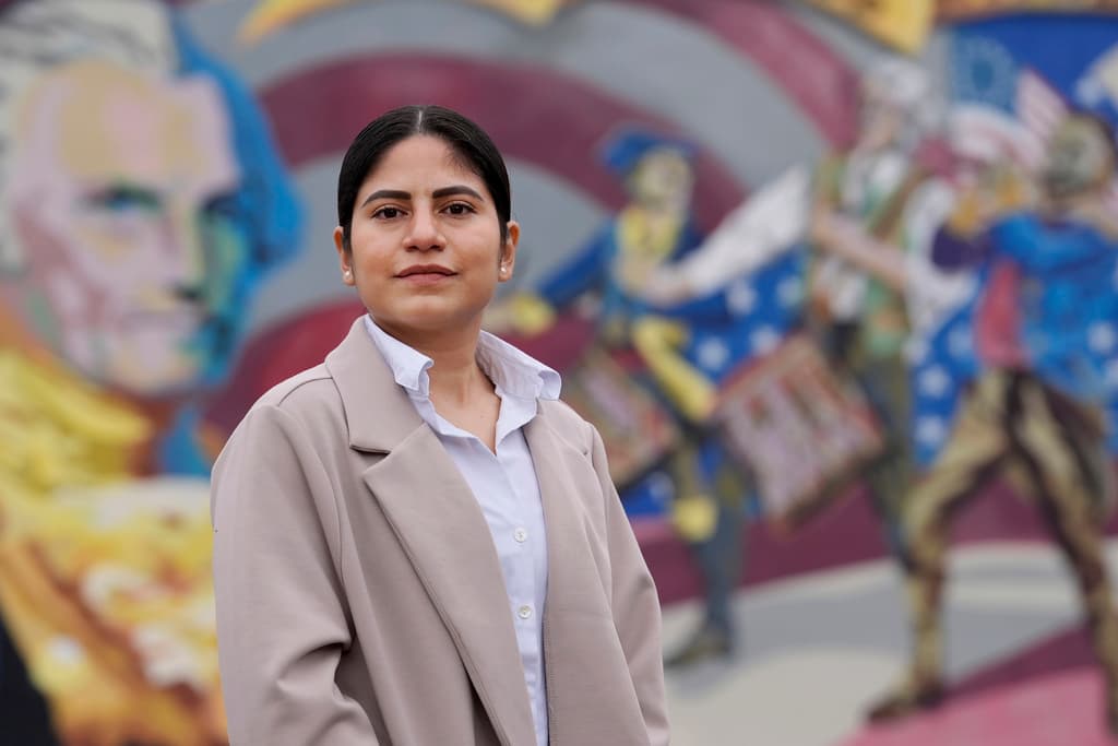 Inmigrantes abandonan EEUU en "autodeportaciones" ante las amenazas de Trump