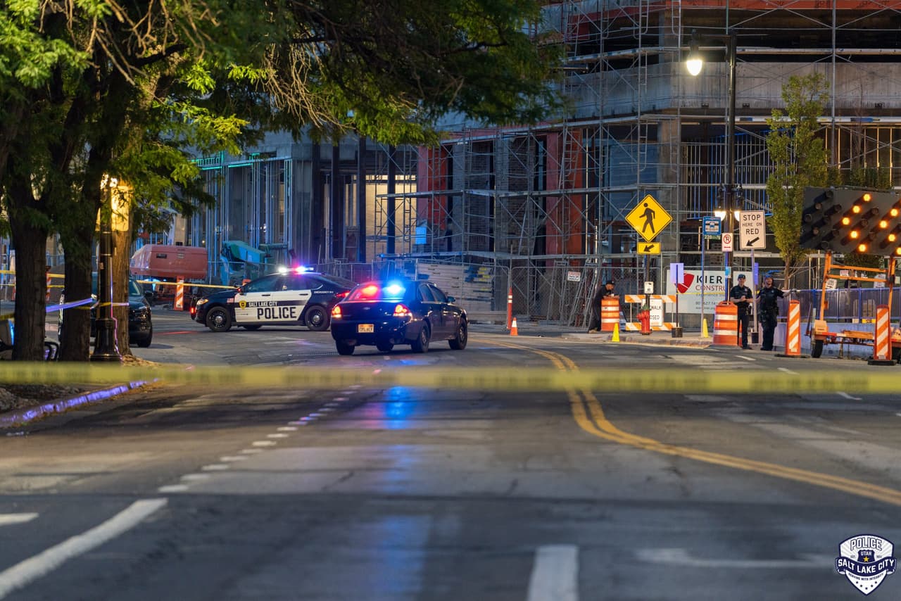 Con drones, robots y perros entrenados, la policía llegó a Sprague Branch para asegurar una bolsa sospechosa.