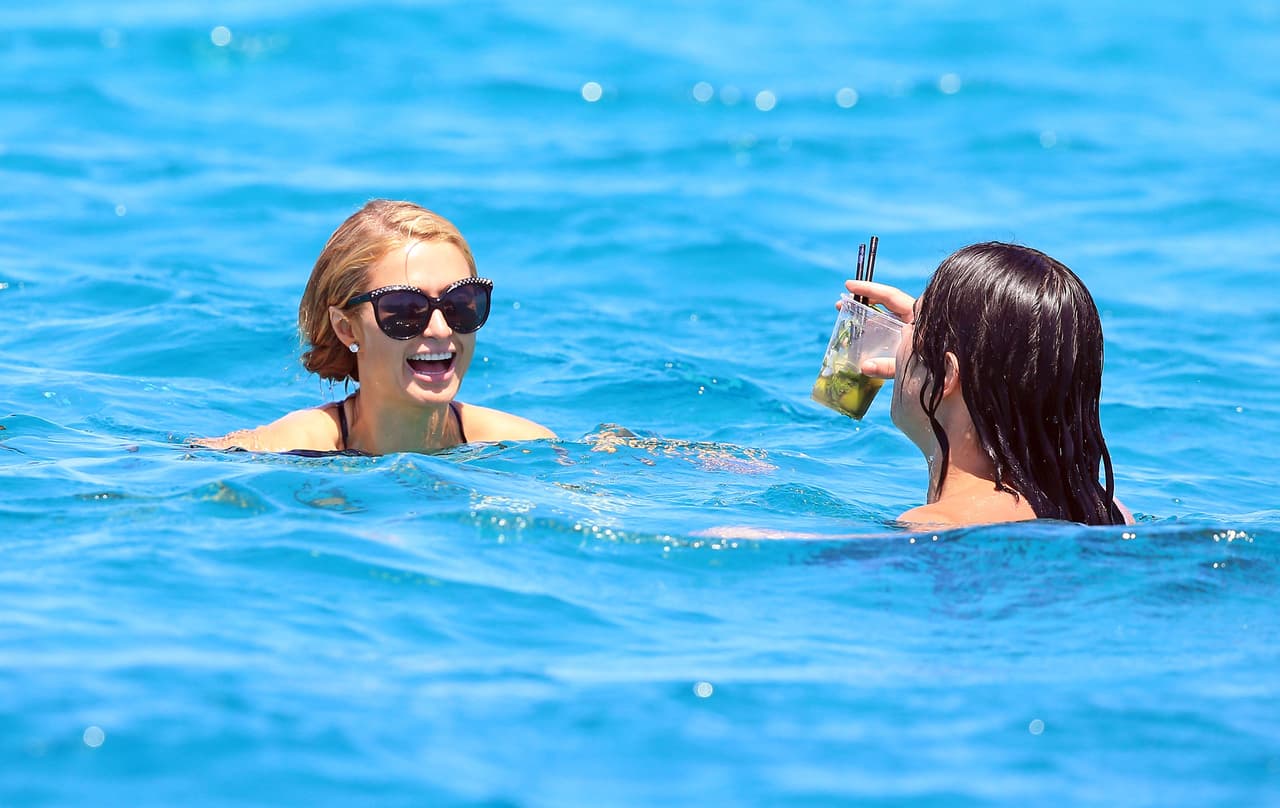 La pasaron de maravilla en el mar.