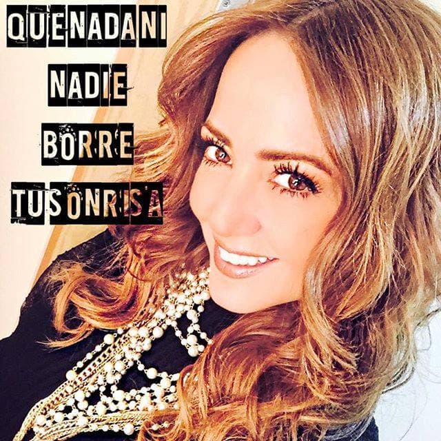 Nada ni nadie puede quitarte la sonrisa.