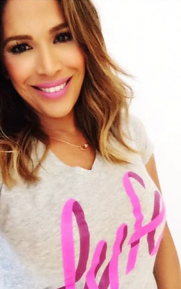 Karla nos recuerda lo importante que es el prevenir el Cáncer de Mama. (16 de octubre)