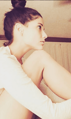 Muy al natural, pero siempre hermosa y con un toque femenino.