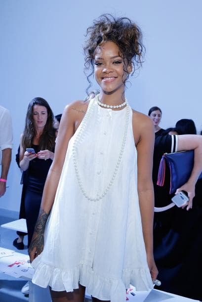 ¡Atrévete a jugar con los accesorios para tu 'outfit' blanco!