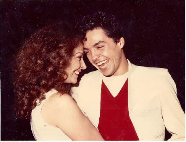 De acuerdo con información de MezcalTV, la primera actriz comentó: “Yo tuve padre y madre, éramos siete hijos y todo, y jamás anduve pidiendo nada, salí a buscarle yo”.