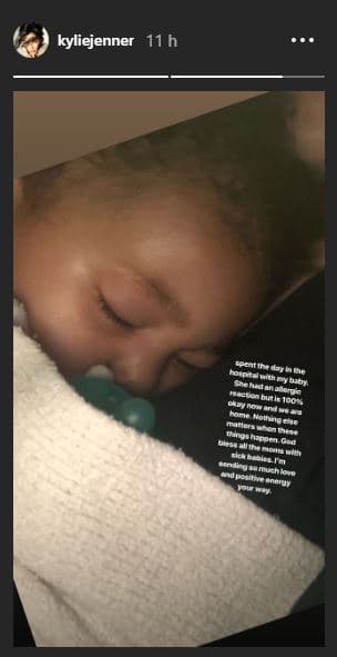 “Pasé el día (domingo) en el hospital con mi bebé. Tuvo una reacción alérgica, pero está 100 por ciento bien y ahora ya estamos en casa. Nada más importa cuando suceden estas cosas. 
<b>Dios bendiga a todas las mamás con bebés enfermos</b>. Estoy enviando mucho amor y energía positiva para ustedes”, escribió.