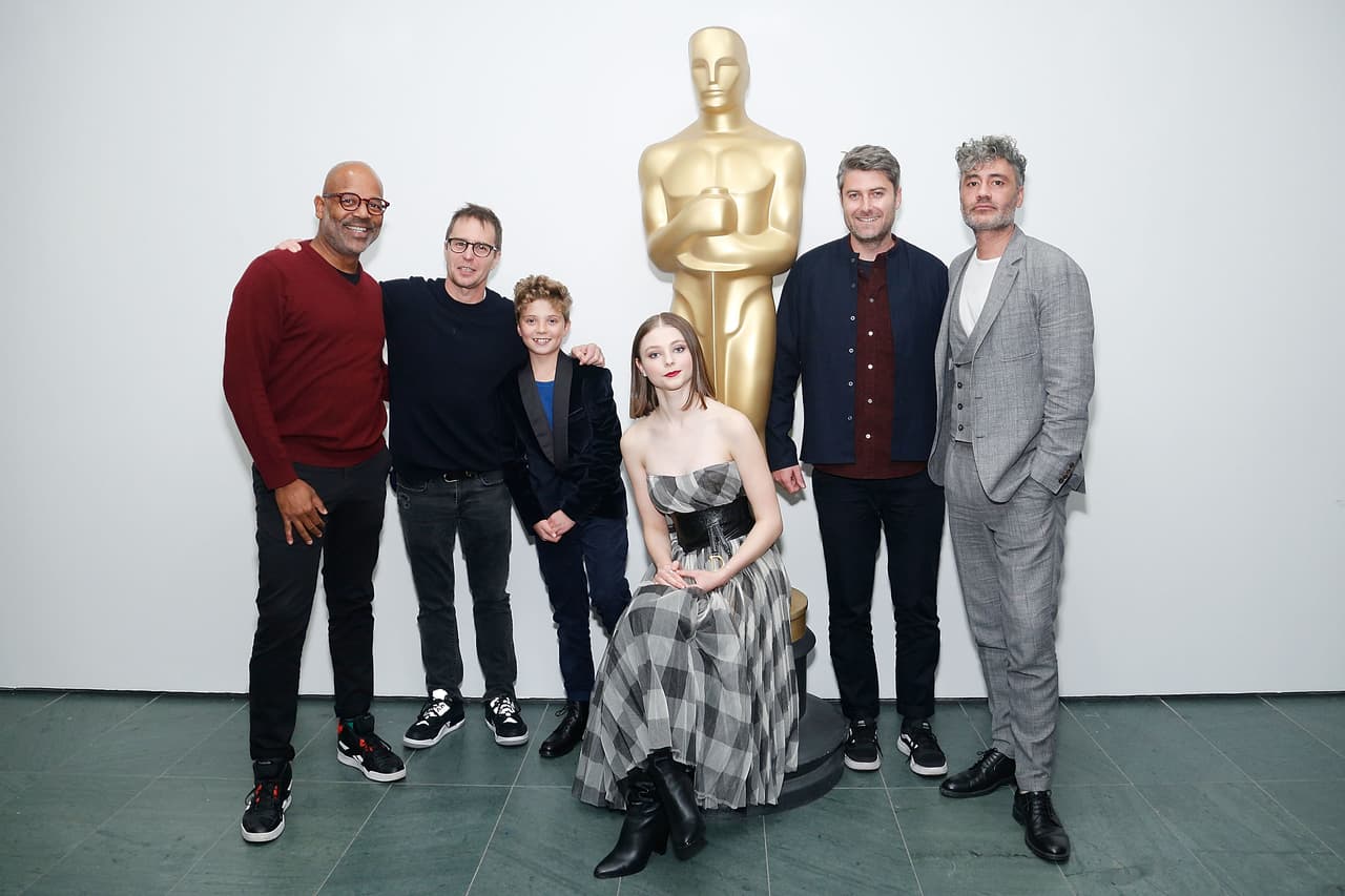 <b>Diseño de producción:</b> 'The irishman' ('El irlandés'), diseño de producción: Bob Shaw, decoración: Regina Graves; 'Jojo Rabbit', diseño de producción: Ra Vincent, decoración: Nora Sopková; '1917', diseño de producción: Dennis Gassner, decoración: Lee Sandales; 'Once upon a time...in Hollywood' ('Había una vez... en Hollywood'), diseño de producción: Barbara Ling, decoración: Nancy Haigh y 'Parasite' ('Parásitos'), diseño de producción: Lee Ha Jun, decoración: Cho Won Woo.