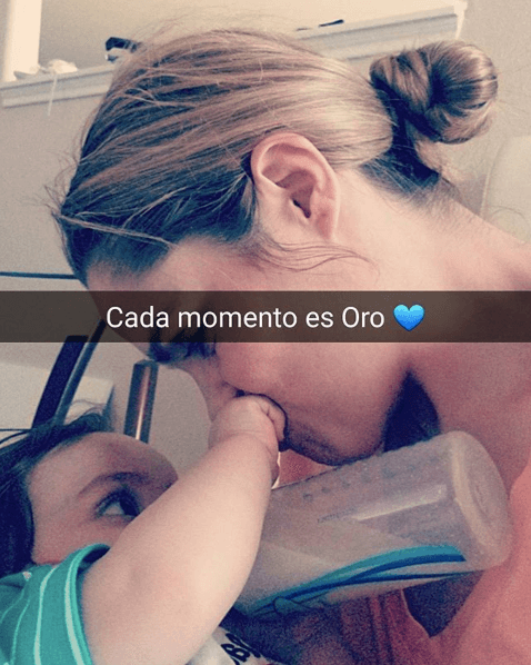 Sin embargo, María Esther sabe que por su trabajo como locutora de La Chula y La Bestia, habrá momentos en que estará ausente del hogar.