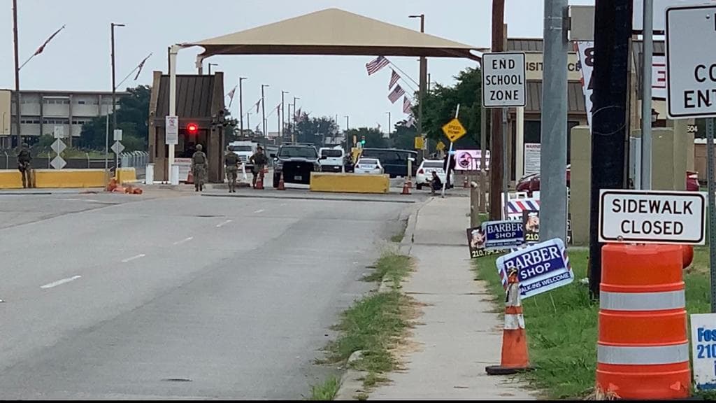 Reabre base militar tras reportes de dos hombres armados en sus alrededores