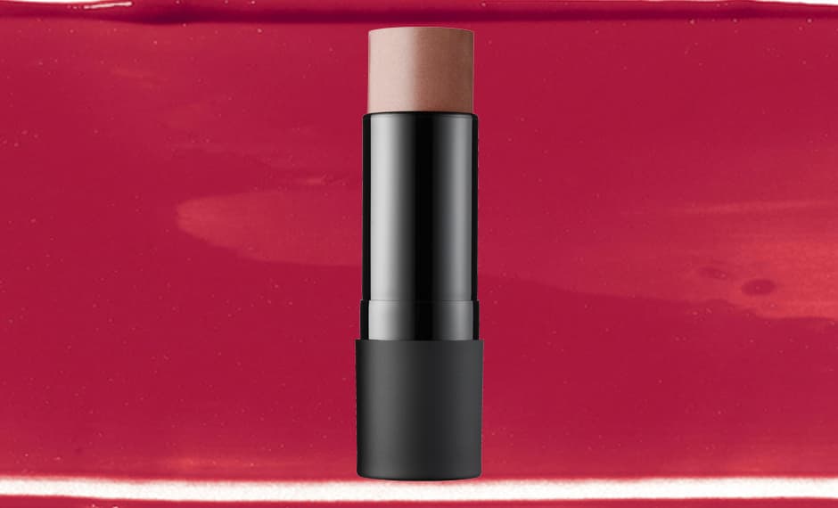 13. MULTIPLE G SPOT, Nars, 
<a href="http://www.sephora.com/the-multiple-P2866?skuId=1365048">Sephora</a>, $39 dólares | Un tono dorado con toques rosados que se puede aplicar en distintas parte de la cara como labios, mejillas, párpados y otras zonas del cuerpo. La puedes aplicar con los dedos y difuminar para que se funda en la piel. Su nombre te invita a experimentar distintas sensaciones.
<br>