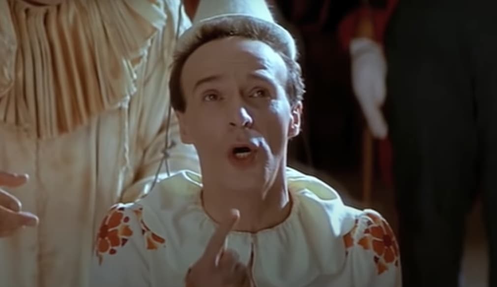 Roberto Benigni como Pinocho