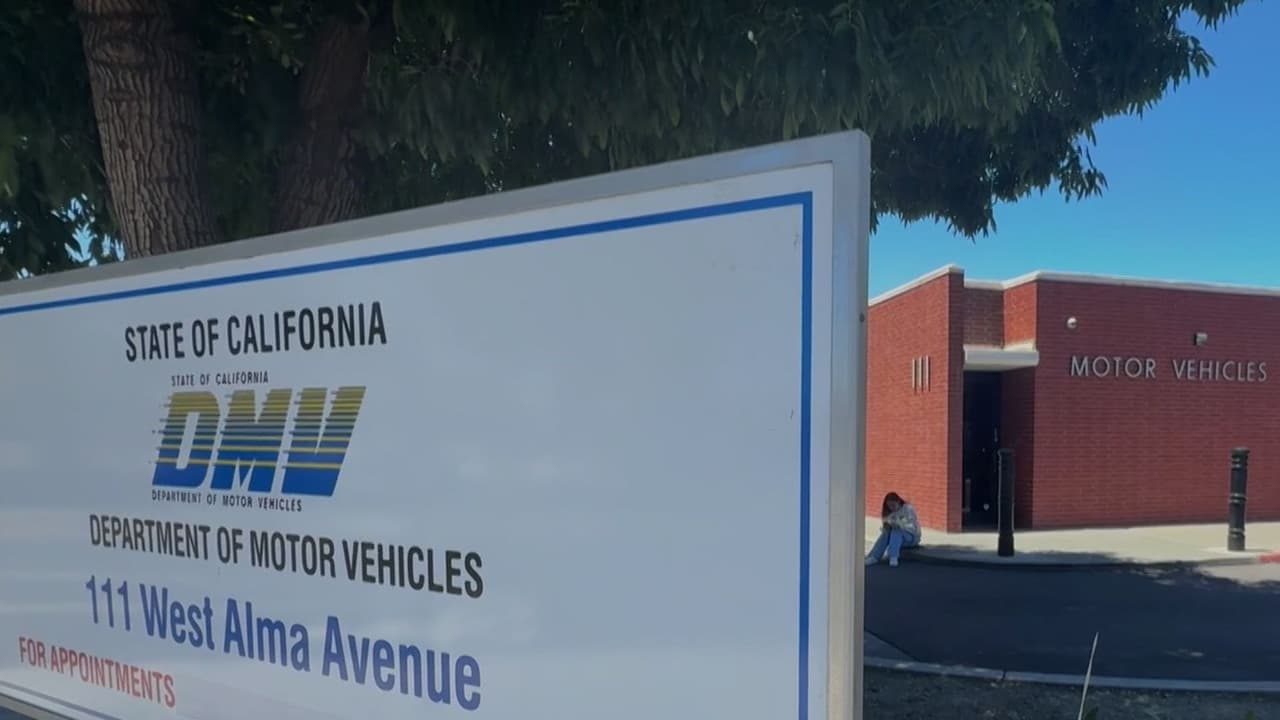 Investigan fraude que ofrece aprobar examen del DMV de California por redes sociales