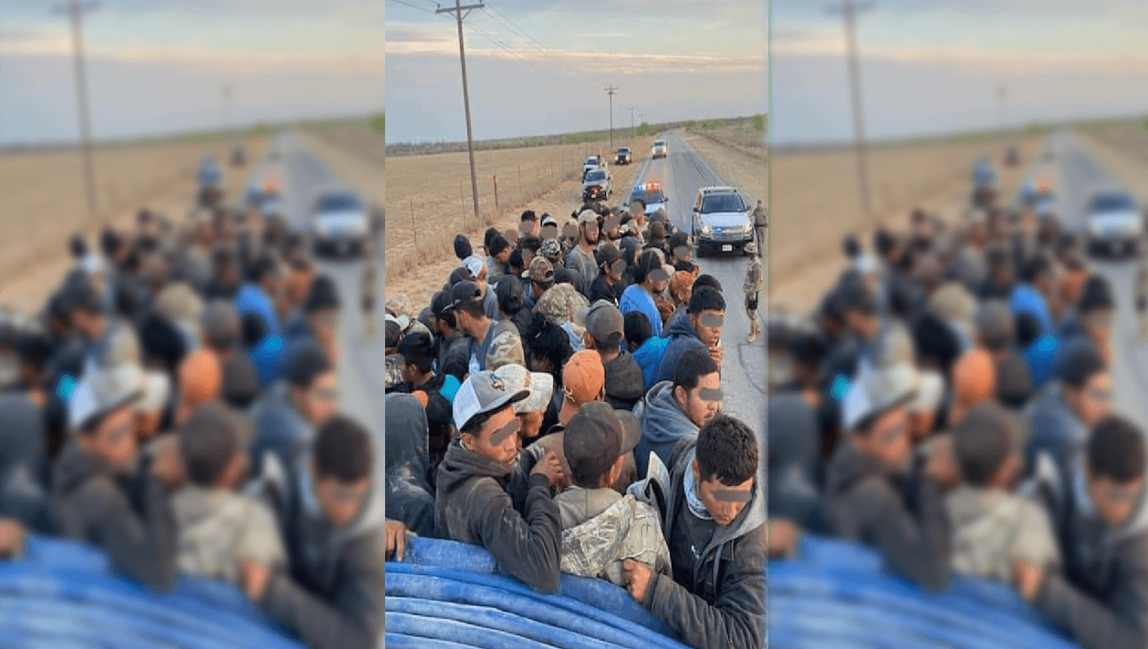 Detienen a 70 inmigrantes indocumentados que viajaban en un remolque por Carrizo Springs