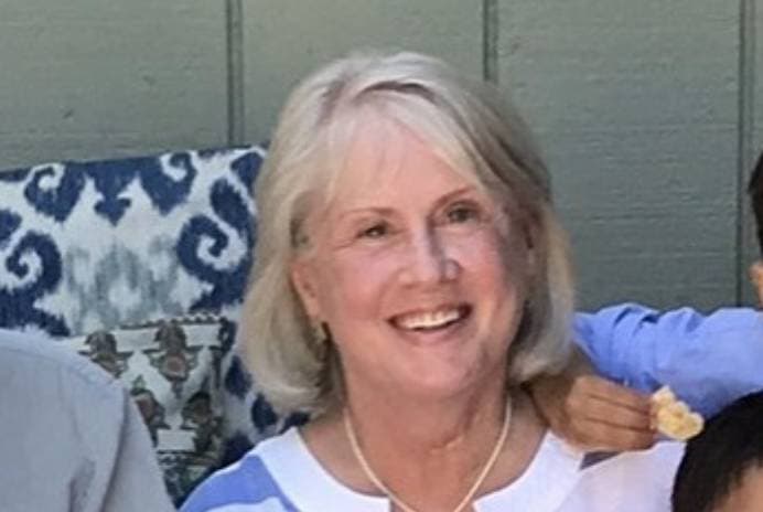 "Sé lo que es vivir en dificultades": mujer dona parte de su cheque de estímulo económico a indocumentados