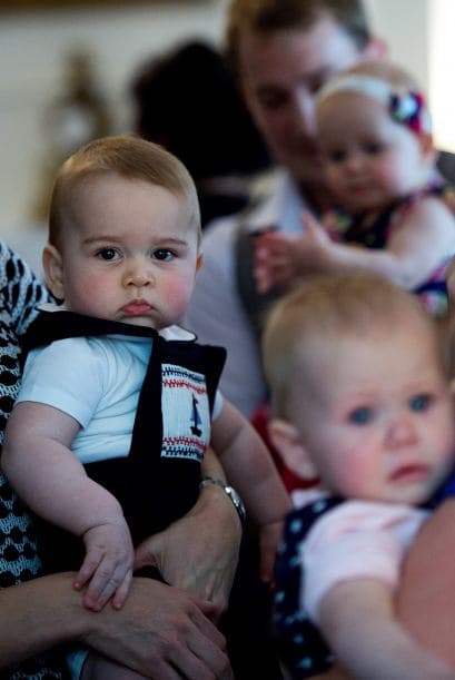 El 'royal baby', como su padre, llevará en sus hombros el peso de ser el heredero al trono de la monarquía inglesa. Y es por eso que resulta importante el tipo de educación que los duques den al próximo heredero a la corona, se ha especulado que podrían imitar el estilo de la madre del príncipe.