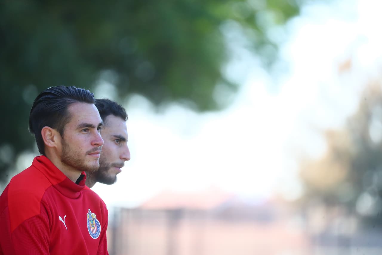 Las Chivas del Guadalajara se preparan con fuertes entrenamientos en Verde Valle para su primera fecha del torneo Guard1anes 2021, que será este viernes a las 19:30 ante el equipo de Puebla en el Estadio Cuauhtémoc.