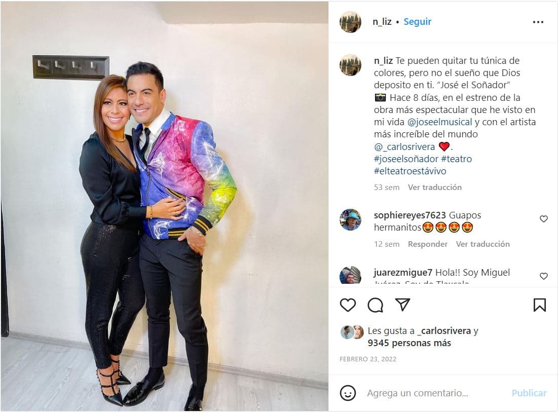 Carlos Rivera con su hermana