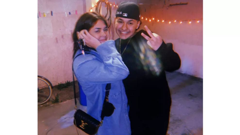 Yuridia y su hijo Phoenix.