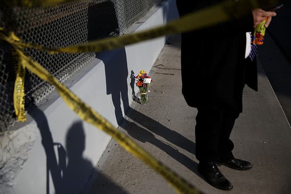 Imágenes del tiroteo que dejó 14 fallecidos y 21 heridos en el sur de California.