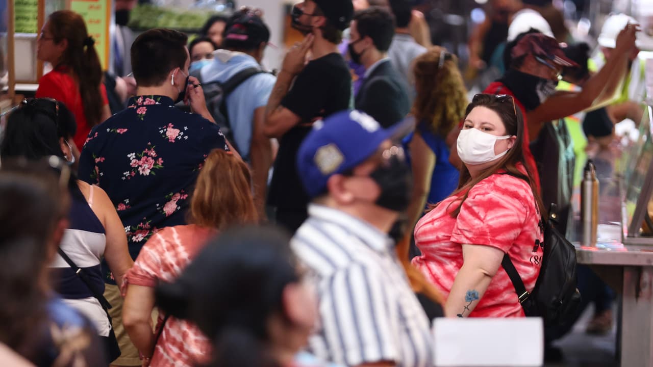 “Los números van para arriba”: experto alerta por alarmante aumento de contagios con coronavirus en Los Ángeles