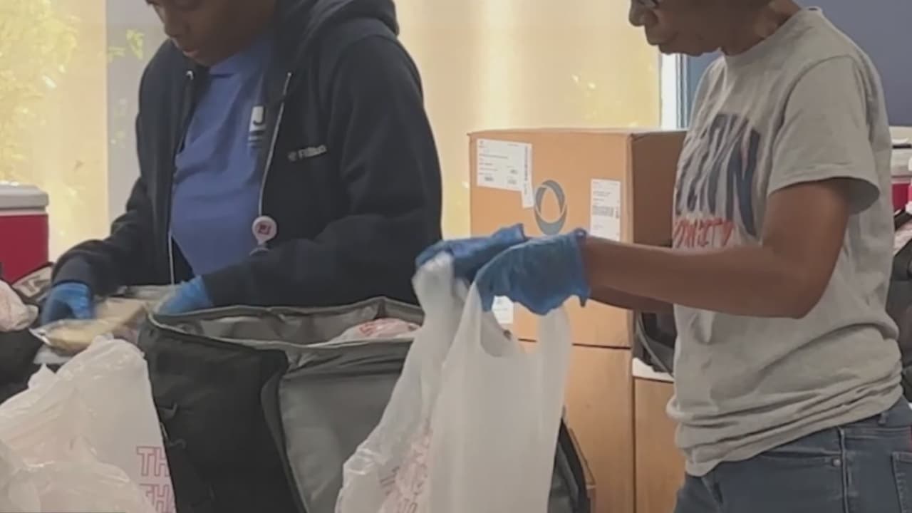 Aprueban casi $7 millones para fortalecer entregas de comida a adultos mayores en Houston