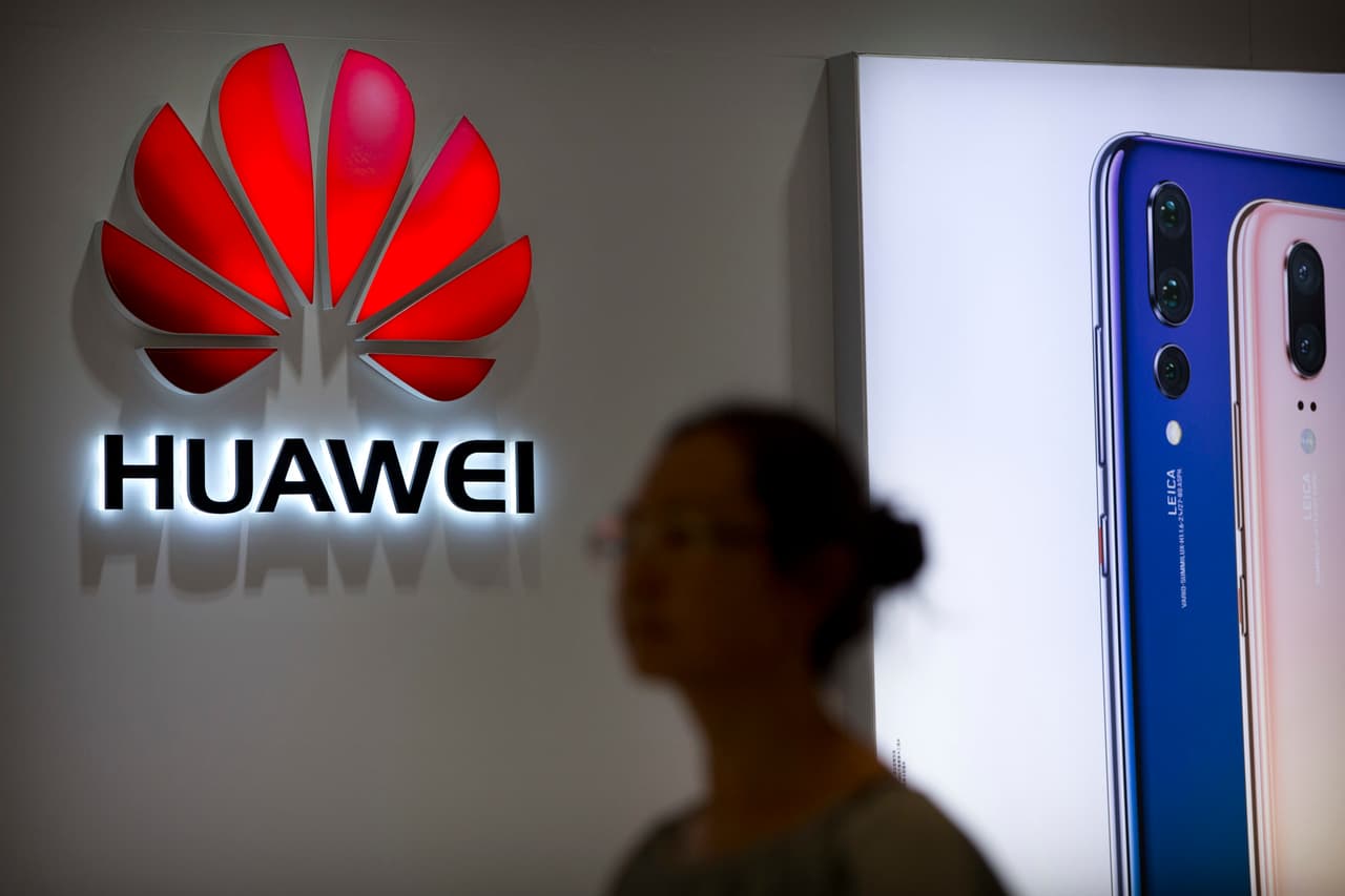 Alta ejecutiva de Huawei arrestada en Canadá enfrenta posible extradición a EEUU 