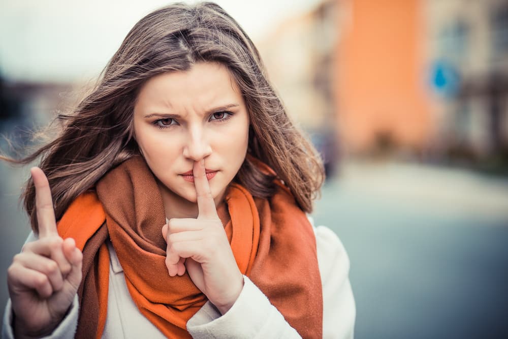 <b>Géminis</b>
<br>
<b>Emplea correctamente tu palabra</b>
<br>Tu reto consiste en hablar con propiedad, no diluirte en múltiples conversaciones que no conducen a parte alguna. Para ti, la fortuna está dada en la medida que desarrolles tu razonamiento, no hables demasiado y cultives la expresión e interés en tus relaciones. Tu lengua es tu instrumento poderoso con la que puedes alcanzar el éxito o tener una mala experiencia según la uses.