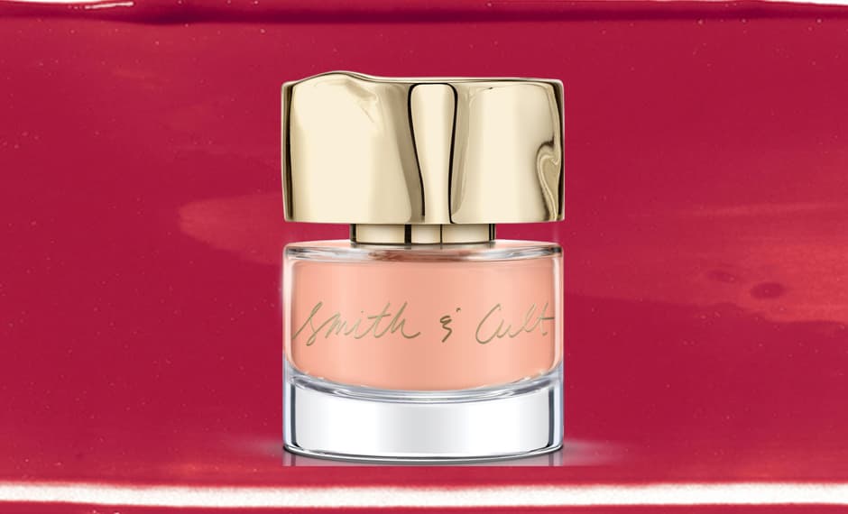 19. PORN A THON, Smith & Cult, 
<a href="http://www.smithandcult.com/porn-a-thon.html">Smith & Cult</a>, $18 dólares | Un barniz de uñas de tono durazno pastel, que irresistible dejar de mirarlo.
<br>